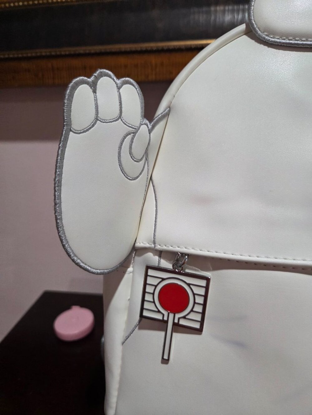 Baymax loungefly backpack - Picture 6 of 14